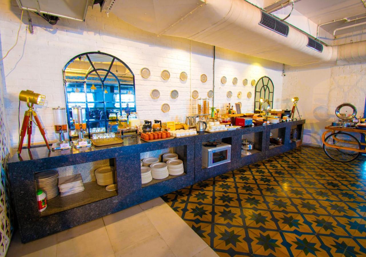 Bloom Hotel - Gachibowli ไฮเดอราบัด ภายนอก รูปภาพ