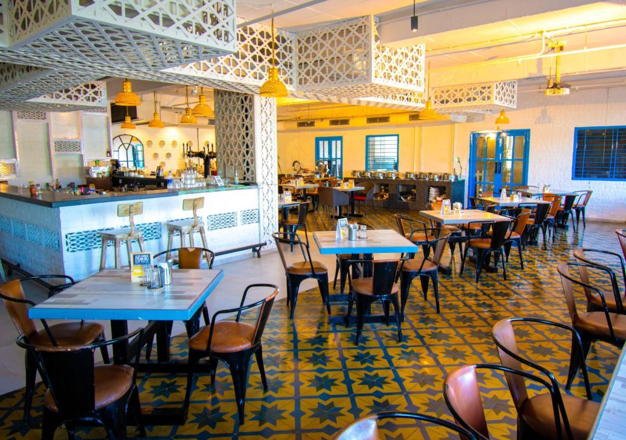 Bloom Hotel - Gachibowli ไฮเดอราบัด ภายนอก รูปภาพ