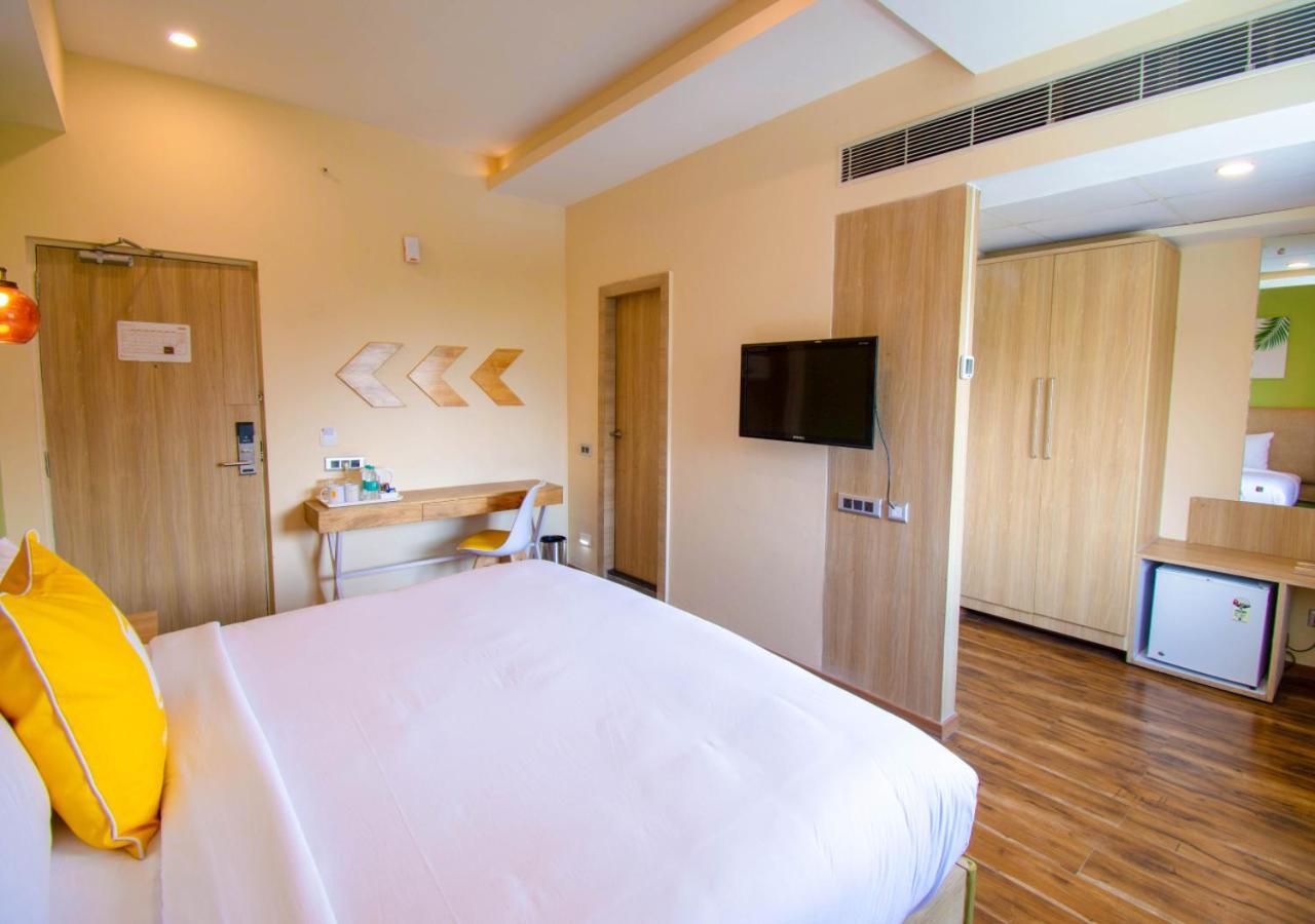 Bloom Hotel - Gachibowli ไฮเดอราบัด ภายนอก รูปภาพ
